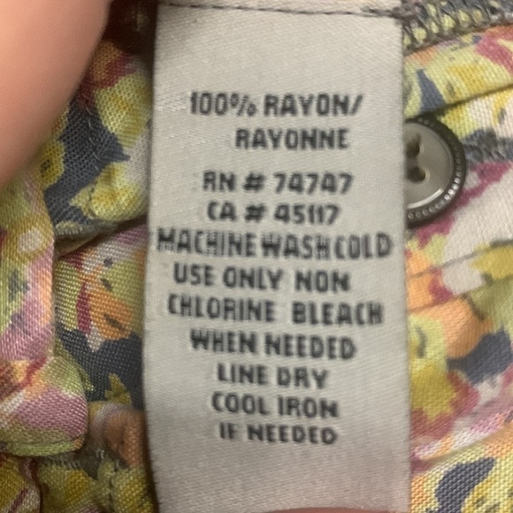 Natural Reflections 100% Rayon top - Picture 11 of 13